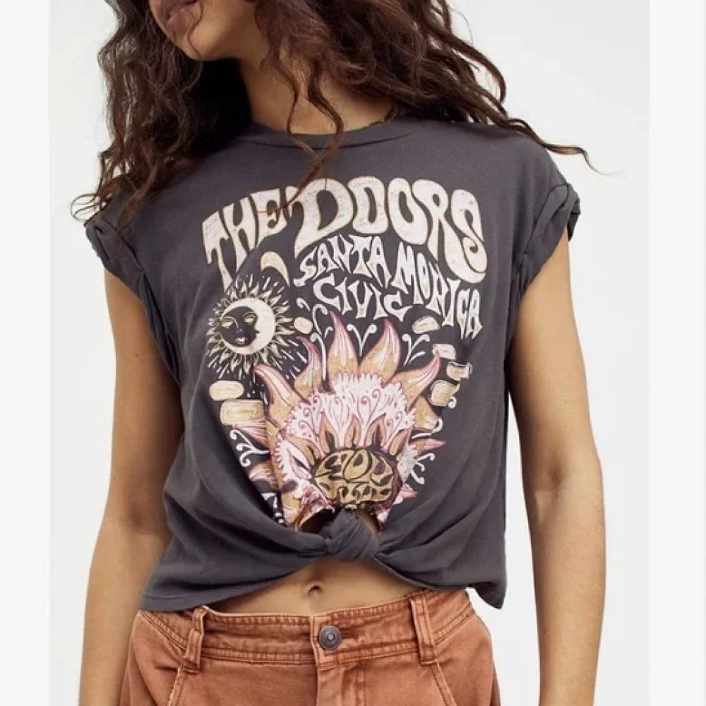 NWT Free People x Daydreamer The Doors Love Rolle knot tee in Black Size L